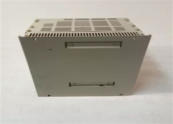 Yaskawa Japan Brandneue Wechselstrom-Servo-Antriebe SGDB-44AD Original In Box