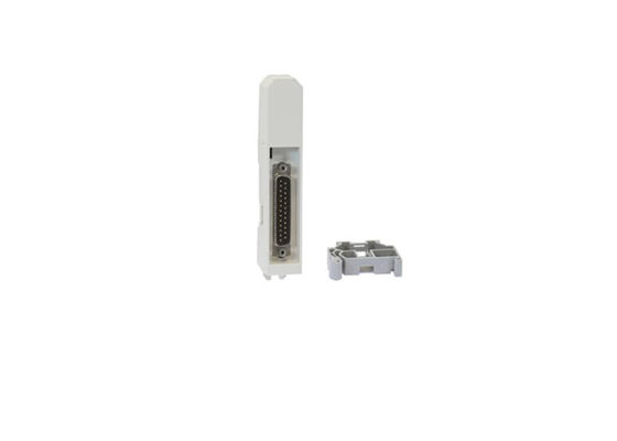 ABB 3BSE008536R1 TB806 Bus-Eingangsmodul-Endungseinheit 0,046 kg