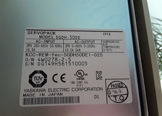 Brandneue Yaskawa-Servoantriebe der Serie SGDH-50DE in Originalpackung