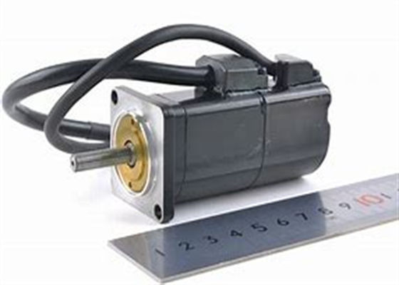 Yaskawa SGMAH-A5A1A21 Wechselstrom-Servomotor komplett neu in Originalpackung