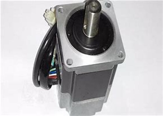 Yaskawa SGML-02AF14 Serie Servomotor Neu im Original