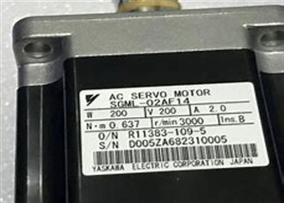 Yaskawa SGML-02AF14 Serie Servomotor Neu im Original