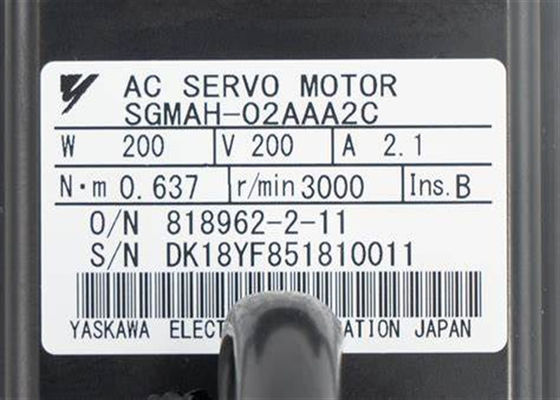 Yaskawa SGMAH-02AAA2C Industrieller Servomotor komplett neu in der Box