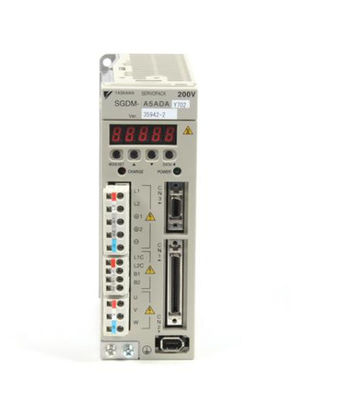 SGDM-A5ADA Yaskawa Sigma II-Servoverstärker Neuer Original