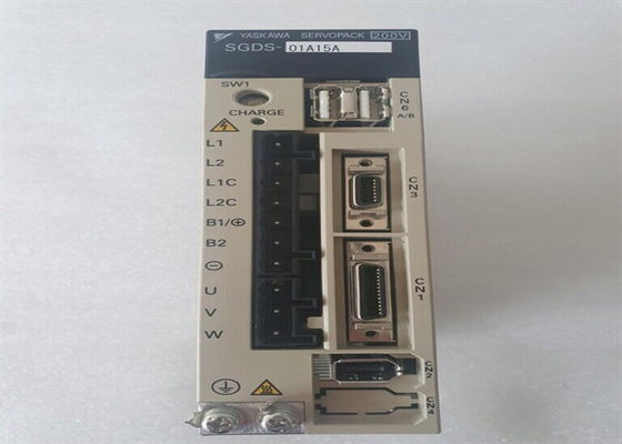 Yaskawa Sigma Serie 3 SGDS-01A15A Wechselstrom-Servo-Antriebe brandneu