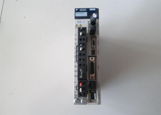 Yaskawa SGDV-1R6A25A 200V Wechselstrom-Servo-Antriebe brandneue Originalbox