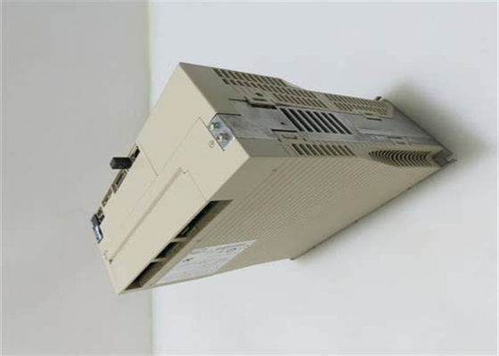 SGDV-330A11A Yaskawa Servo-Antriebe Industrie Brandneu Original