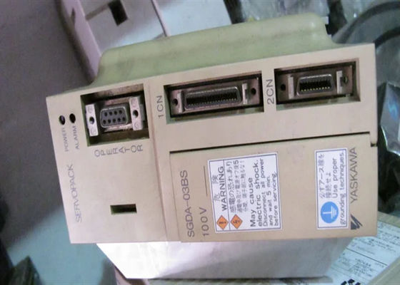 Yaskawa brandneue industrielle Servoantriebe SGDA-03BS Originalbox