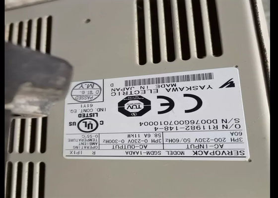 SGDM-1AADA AC Servo Antriebe Industrie Brandneu in Originalpackung