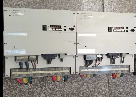 SGDM-1AADA AC Servo Antriebe Industrie Brandneu in Originalpackung
