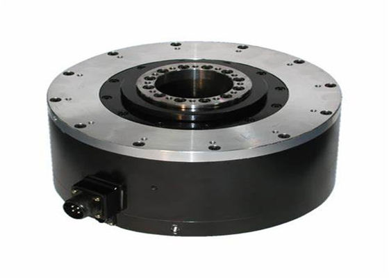 SGMCS-04C3C11 Yaskawa Brandneuer Wechselstrom-Servomotor im Originalkästchen