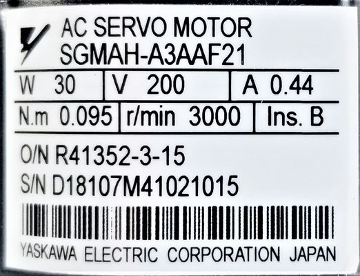 Yaskawa AC Servomotor SGMAH-A3AAF21 brandneu in Originalpackung