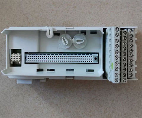 ABB 3BSE013230R1 Kompakter Endmodul MTU TU810V1