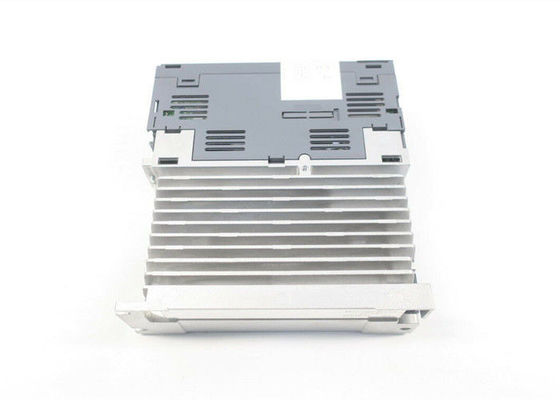 Mitsubishi 1KW Industrieverstärker MR-J3-100B-LF117 3 Phase Wechselstrom-Servoantrieb 2.5A