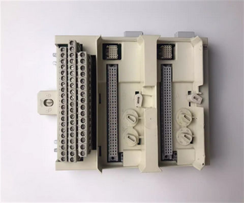 ABB 3BSE021443R1 TU843 Modul-Endungseinheit Redundante Stromversorgungsmodule