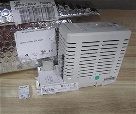 ABB 3BSE013208R1 Modulbus-Cluster-Modem Typ TB820V2