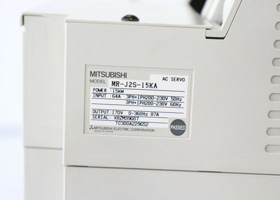 5 kW Verstärker MITSUBISHI Wechselstrom-Servocontroller MR-J2S-15KA Servomotor-Treiber