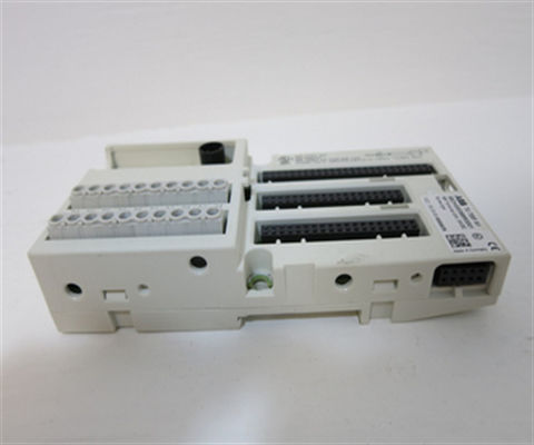 TU705F 3BDH000389R0001 FBP Endgerät 24 VDC ABB