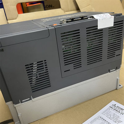 MITSUBISHI MR-J4 Industrieller Servoantrieb 7 kW Stromversorgung zur präzisen Steuerung