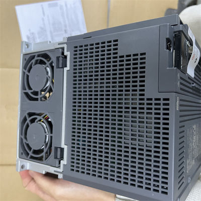 MITSUBISHI MR-J4 Industrieller Servoantrieb 7 kW Stromversorgung zur präzisen Steuerung