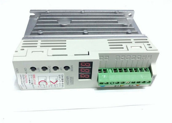 Mitsubishi 3-Phasen-Industrialverstärker MR-C20A-UE Servomotor 200W Ausgang 1,5A 3AC