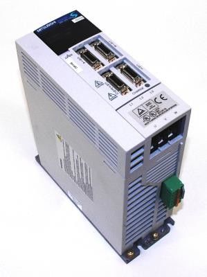 Mitsubishi Melservo Industrial Drive MR-J2S-100A-S055 Elektrischer 1 kW Wechselstrom-SERVO-Verstärker