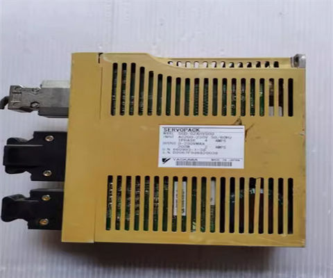 1/4 Volumenverhältnis AC SGDS-A5A12A Servoverstärker 2000 RPM Nenngeschwindigkeit