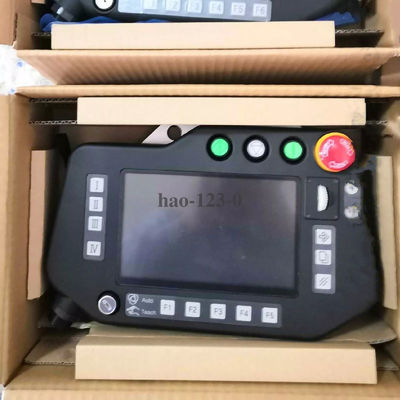 AUR01058 PD-Punkt-Steuergerät von Panasonic Robotics für die Präzisionsfertigung