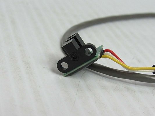 AC M01Z08A Fotoelektrische Batterie mit Dauerdrehmoment für dauerhafte Leistung in der Industrie