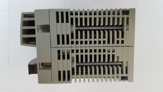 140CPU65150 2-Lokale Rack-Industrie-Servoantrieb