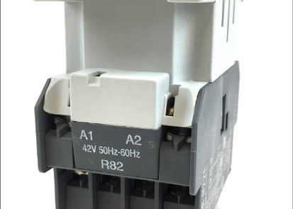 ABB Kontaktor Relais 1SBH141001R8022 N22E 115-127V 60Hz Schraubenterminals 4 POLE