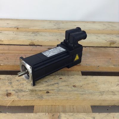 Lenze MCS 06F60-RS0B0-A11N-ST5S00N-R0SU Synchroner Servomotor