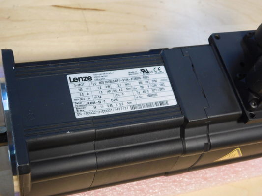 LENZE MCS 09F38LC40P1-B14N-ST5S00N-R0SU Versorgungsspannung 399