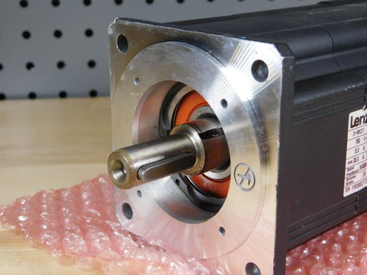 LENZE MCS 09F38LC40P1-B14N-ST5S00N-R0SU Versorgungsspannung 399