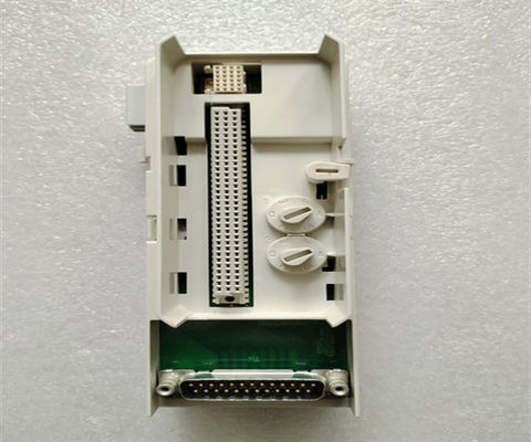 TU812V1 3BSE013232R1 ABB 8 Kanal 250 V Kompaktmodul
