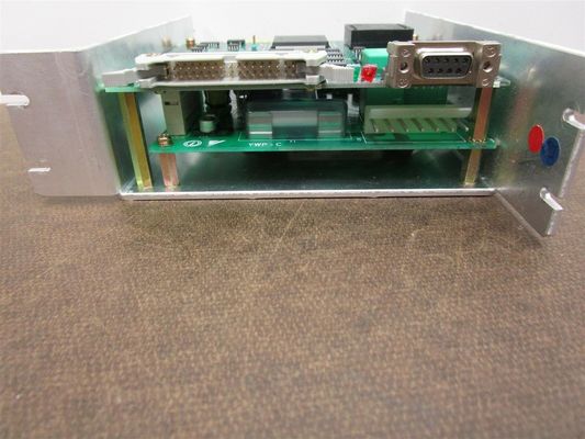 Yaskawa CACR-01-SU23GC Wechselstrom-Servoantrieb Busstrombedarf 600 MA 1 Kanal