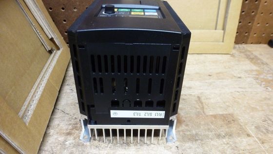 Omron 3G3JX-A4004 Servomotor für industrielle Anwendungen