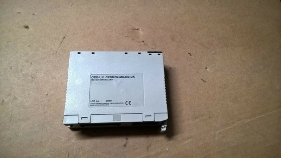 Omron C200HW-MC402-UK Schraubendeckung mit 11,8 N Betriebskraft