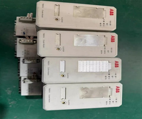 ABB 3BSE013208R1 Modulbus-Cluster-Modem Typ TB820V2