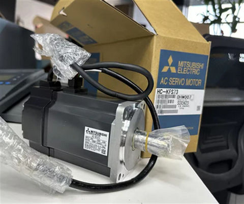Mitsubishi AC Servomotor HC-KFS73 750W 103V 5.6A Ausgang 750W IP55 3,0KG