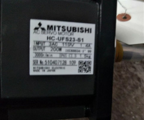 Motor mit Servomotor HC-UFS23 Mitsubishi Rotationsservomotor