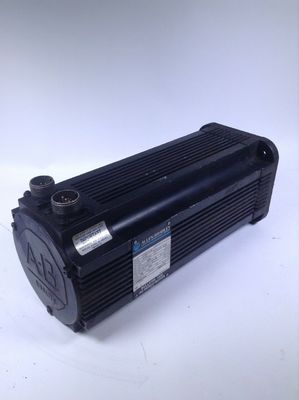 AB 1326AB-A530E-21 Wechselstrom-Servomotoren für Anwendungen mit hoher Präzision