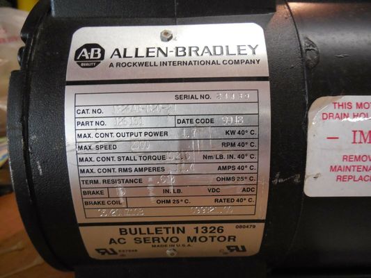 Servomotoren der Baureihe AB 1326AB-B2C-21 Torque Plus für den Wechselstromservomotor 1391-DES