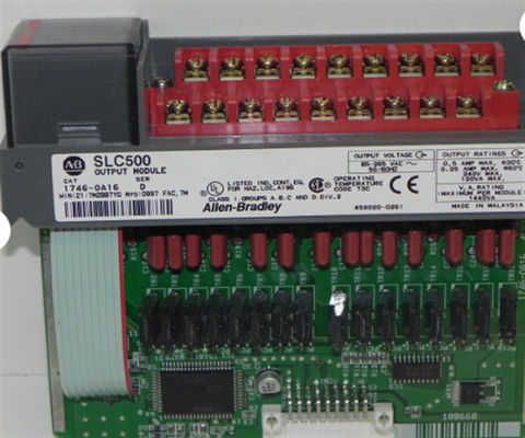 Allen-Bradley 1746-OA16 Ausgangsmodul mit SLC 500-Serie, digital
