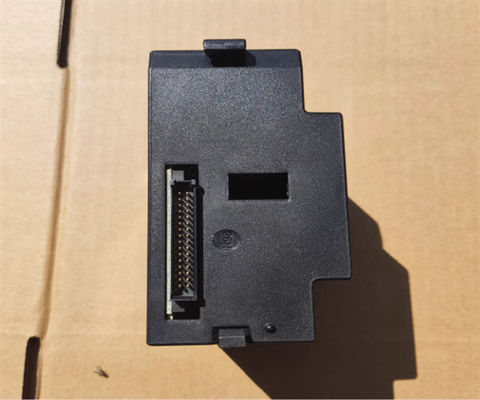 Umgebaute GE-Emerson IC693MDL732 12/24 VDC-Ausgangsmodul