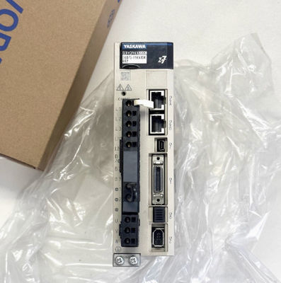 SGD7S-R90A000A002/1R6A00A/R90A/1R6A30A/20A/10A Yaskawa Drive auf Lager