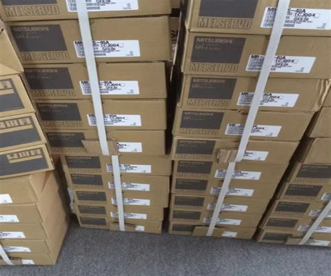 Mitsubishi Motor Servo HF-SP121 mit mittlerer Trägheit 1,2 kW