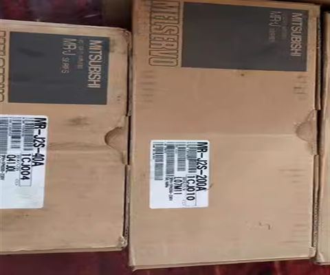 Mitsubishi Servoverstärker MR-J2S-700A Relaiskontaktart