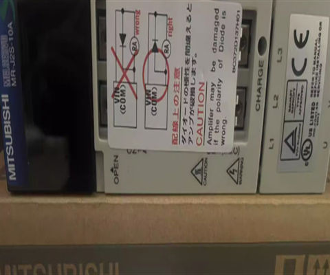 Mitsubishi Servoverstärker MR-J2S-700A Relaiskontaktart