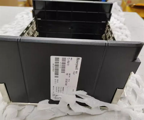 Honeywell TC-FXX172 Industrial PLC Control Unit, 17 Slot Rack Modbus/RTU Serienprotokolle
